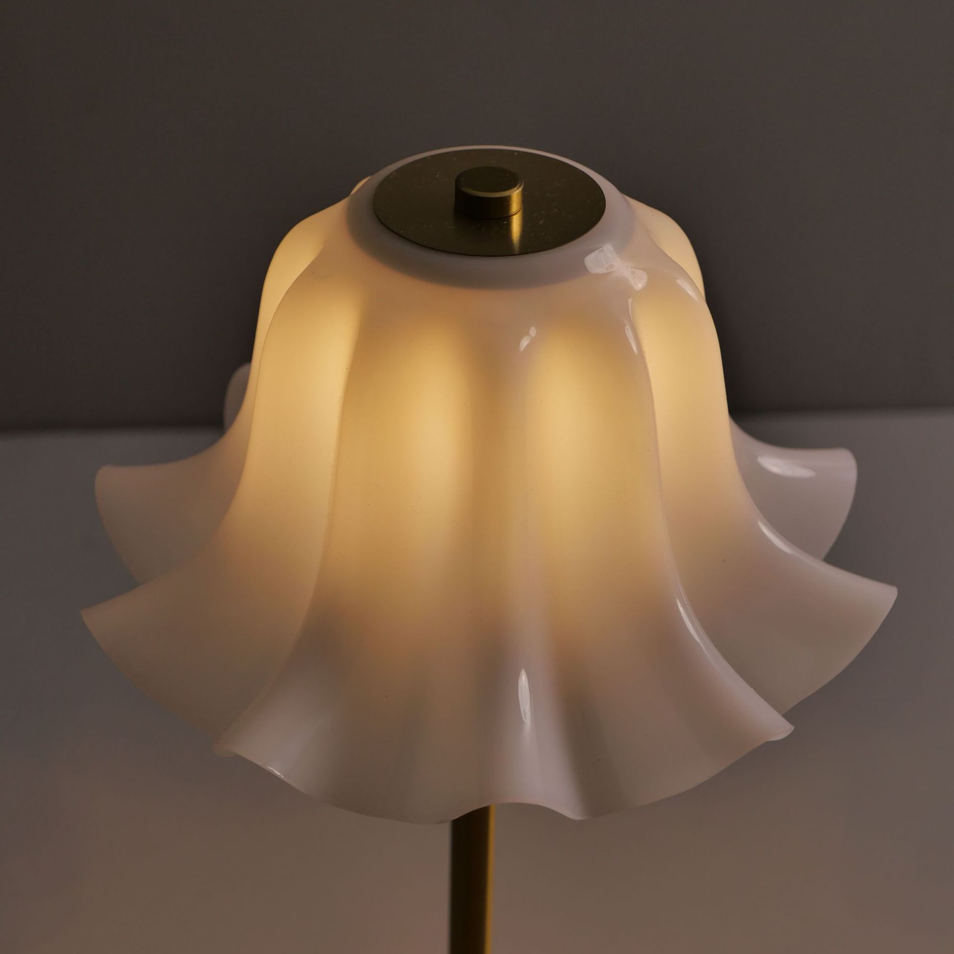 Современная светодиодная насто – обзор и цена Bedroom Lighting Decor Ideas